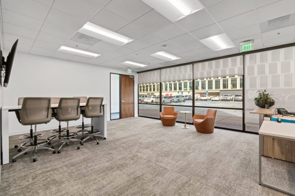 Management Office Tisch Tower 40 (4)